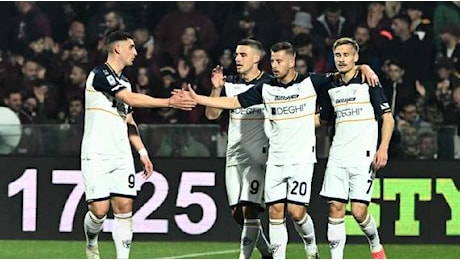 Il Lecce perde prima del Milan contro una di Serie B. Ma hanno giocato tantissime riserve